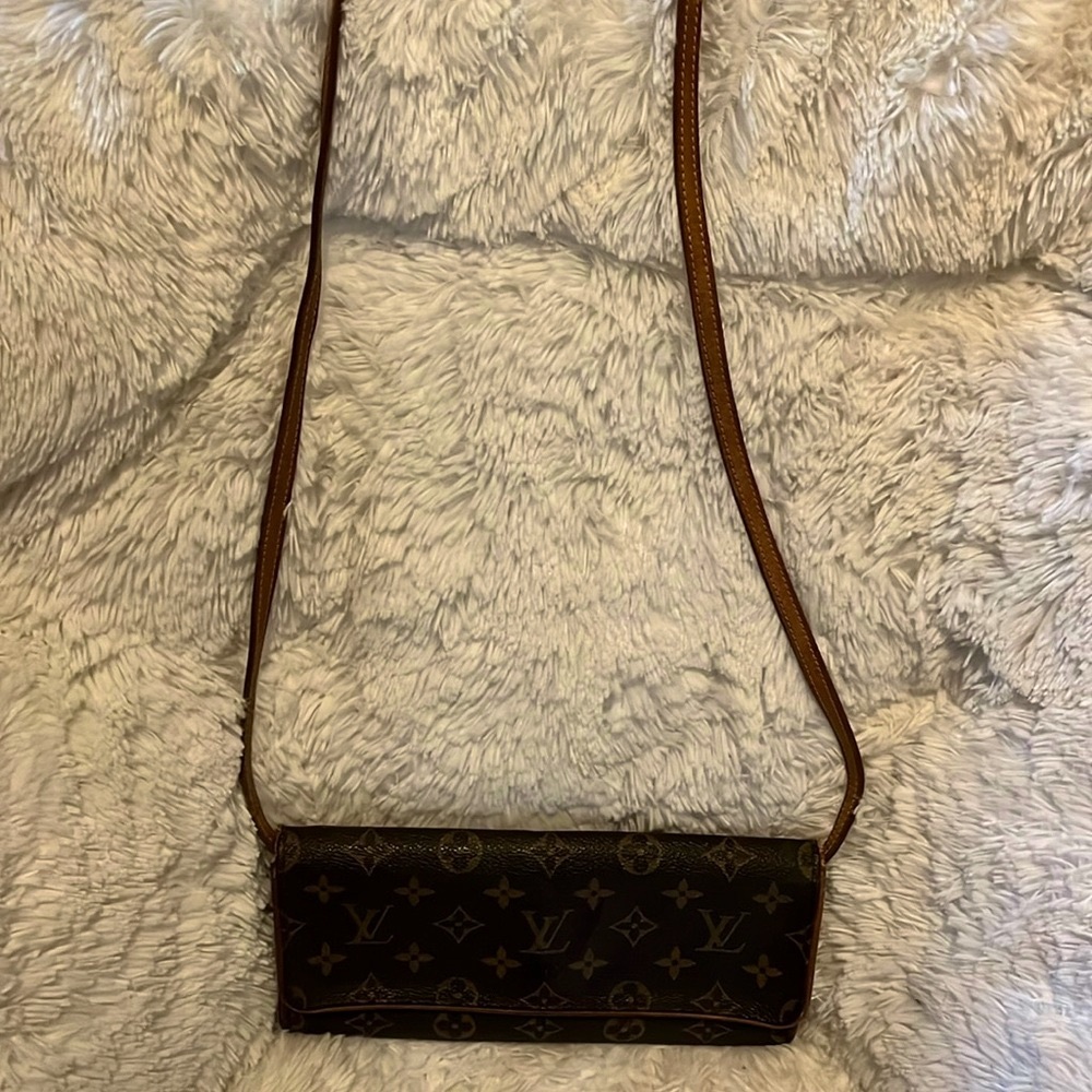 Louis Vuitton crossbody bag